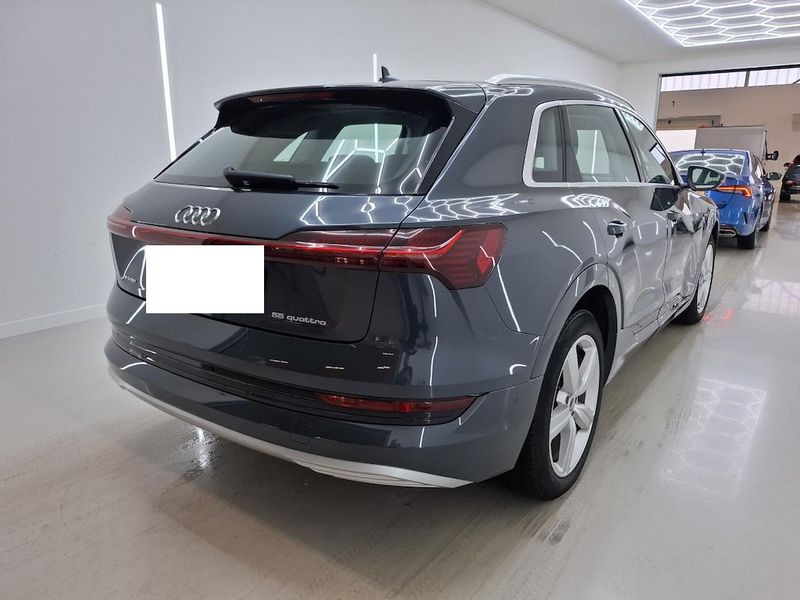 Audi e-tron 55 quattro Advanced — zdjęcie 3