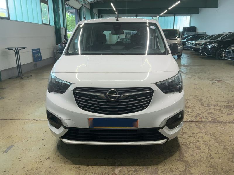 Opel Combo Life 1.5 CDTI Edition — zdjęcie 9