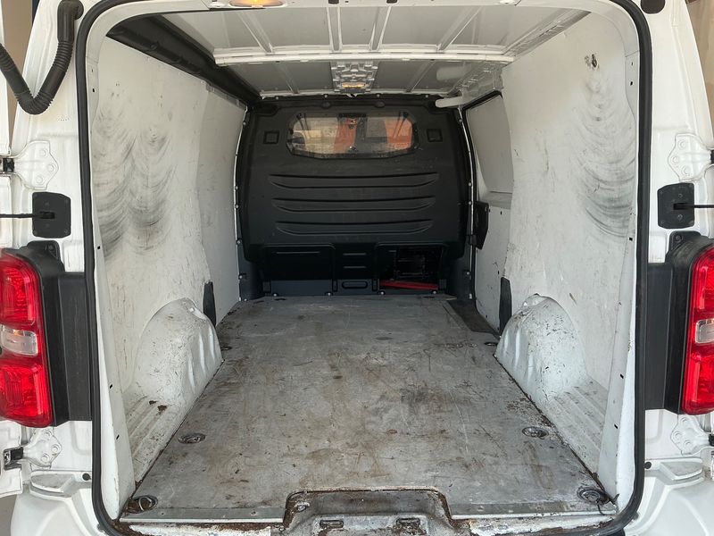 Citroen Jumpy 2.0 Blue-HDi Business XL 2017 – снимка 15