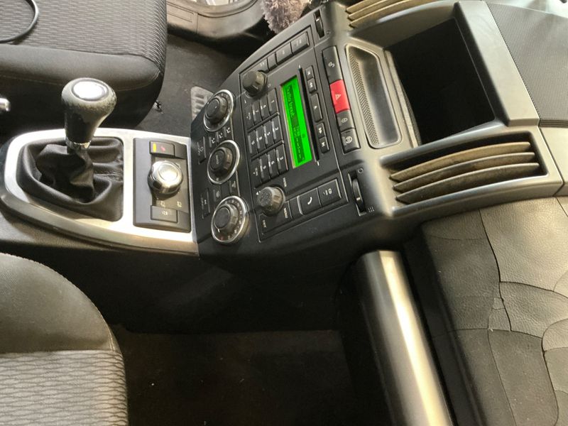 Land Rover Freelander 2.2 Td4 S 2011 – снимка 35
