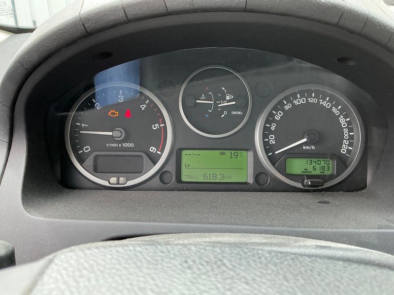 Land Rover Freelander 2.2 Td4 S — zdjęcie 13