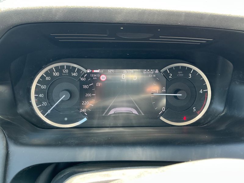 Land Rover Discovery Sport D165 Mild-Hybrid AWD — zdjęcie 13