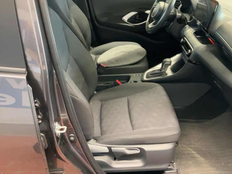 Mazda 2 1.5 Hybrid Exclusive-Line — zdjęcie 11