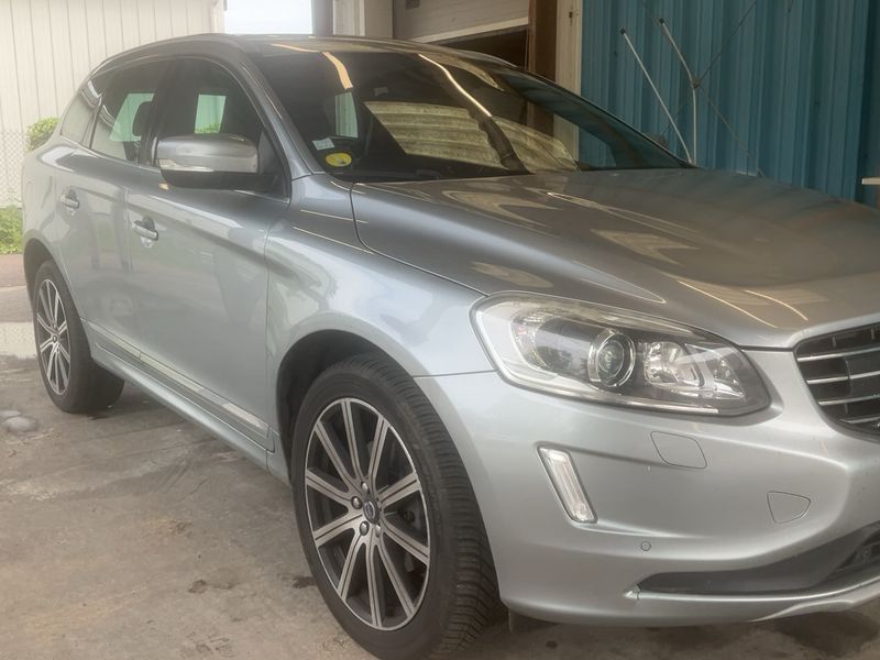Volvo XC60 2.0 D4 Xenium 2015 – снимка 12