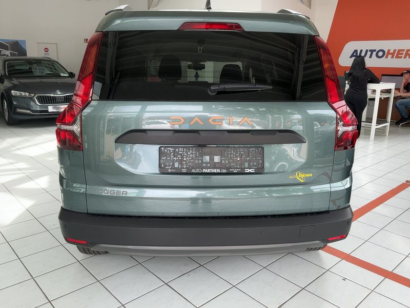 Dacia Jogger 1.0 TCe Extreme+ — zdjęcie 5