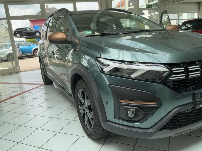 Dacia Jogger 1.0 TCe Extreme+ — zdjęcie 8