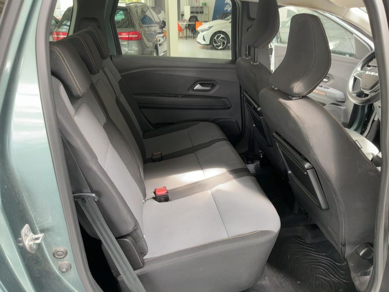 Dacia Jogger 1.0 TCe Extreme+ — zdjęcie 14