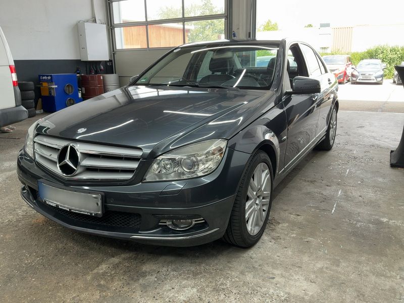 C-Klasse C 200 CGI BlueEfficiency Avantgarde