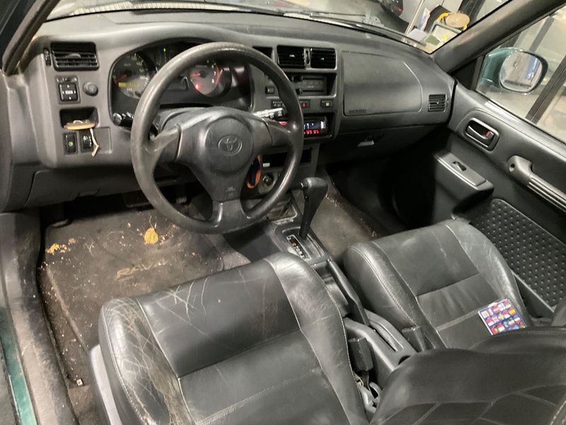 1999 Toyota RAV 4 2.0 VX от САЩ