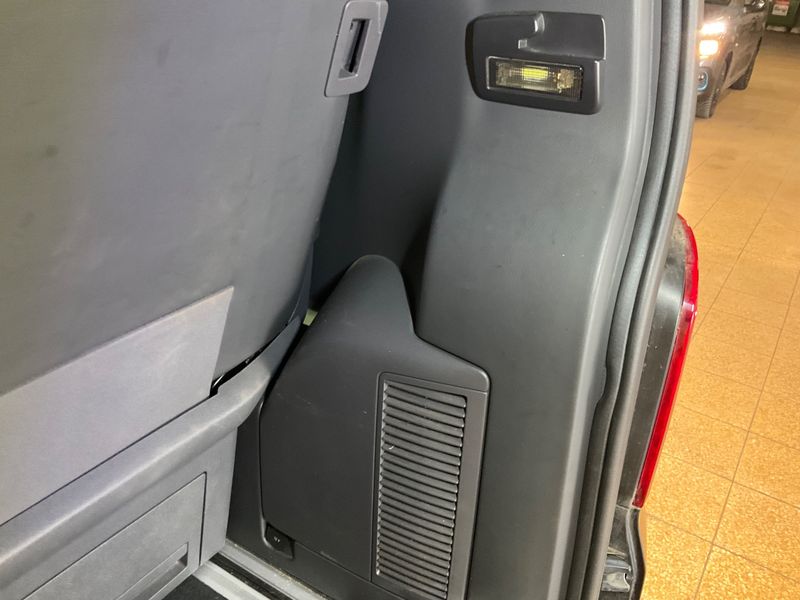 Volkswagen T5 Multivan 2.0 TDI Highline 4Motion 2013 – снимка 34