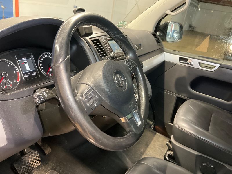 Volkswagen T5 Multivan 2.0 TDI Highline 4Motion 2013 – снимка 37