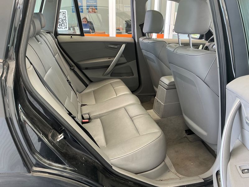 BMW X3 2.0d — zdjęcie 14