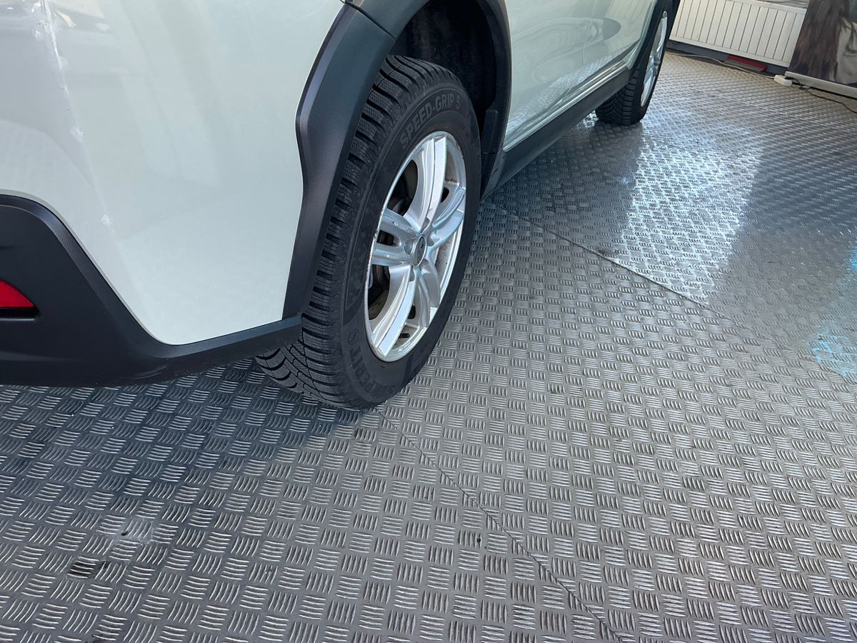 Subaru XV 2015 — photo 37