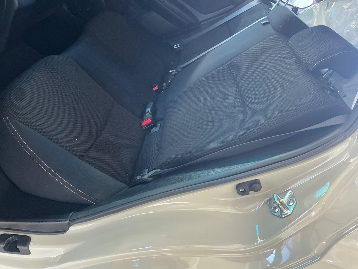 Subaru XV 2015 — photo 30