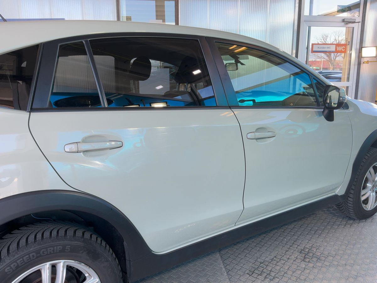 Subaru XV 2015 — photo 11