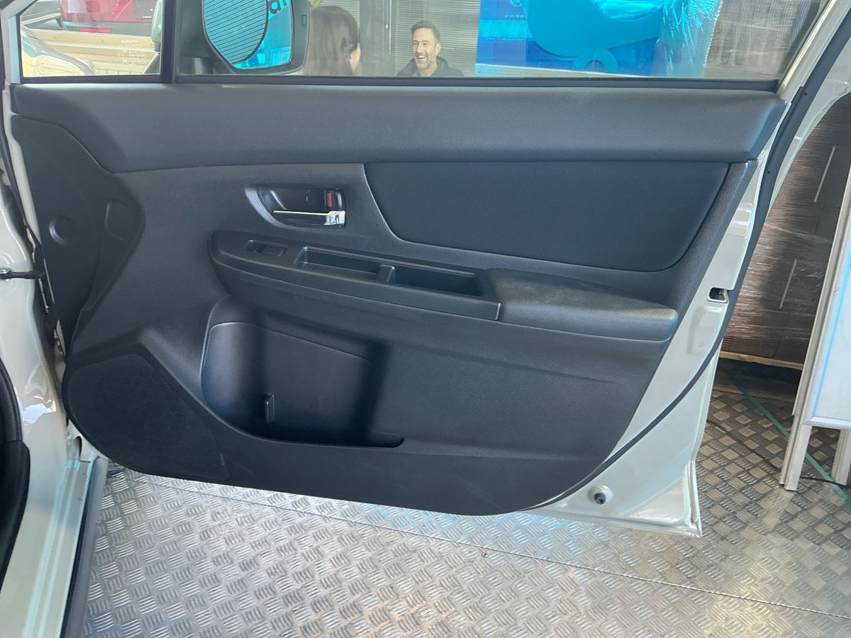 Subaru XV 2015 — photo 25