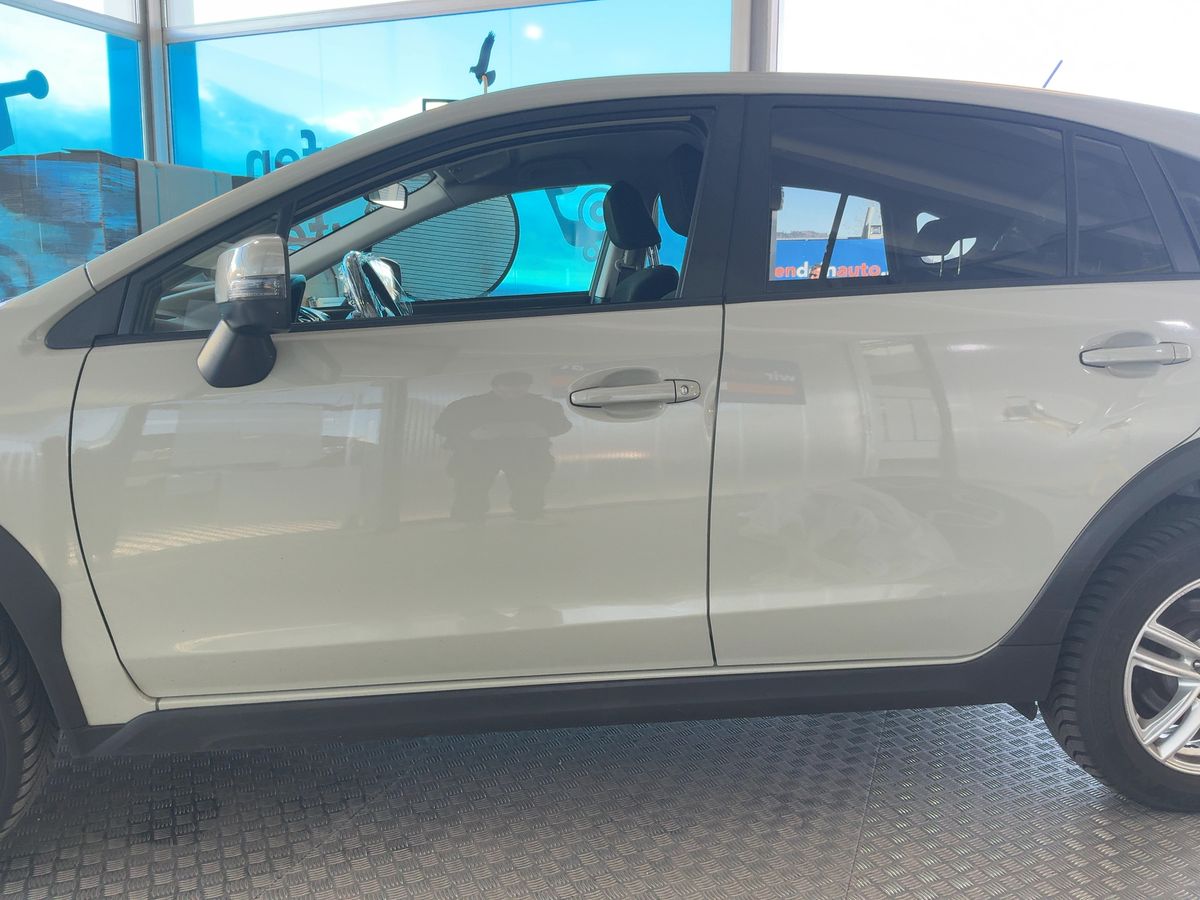 Subaru XV 2015 — photo 5