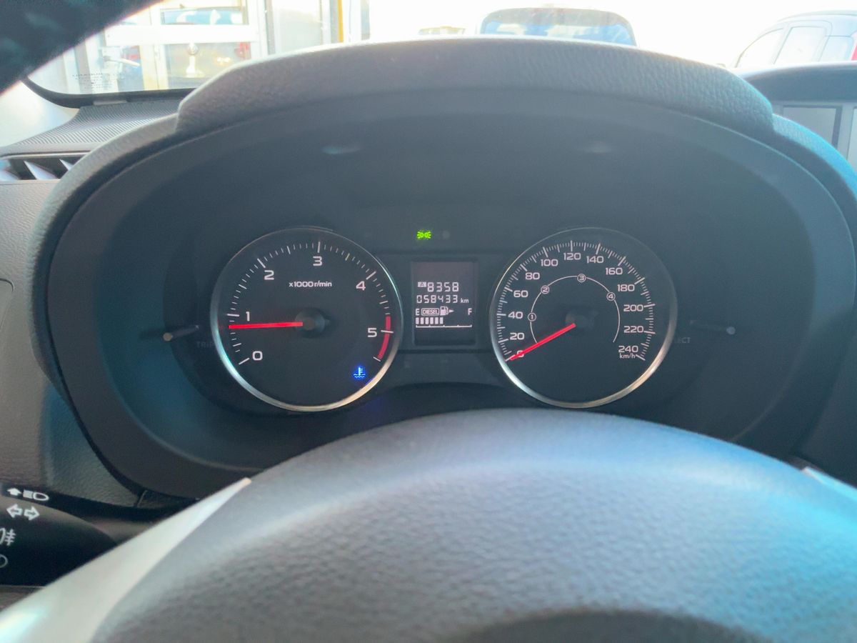 Subaru XV 2015 — photo 20
