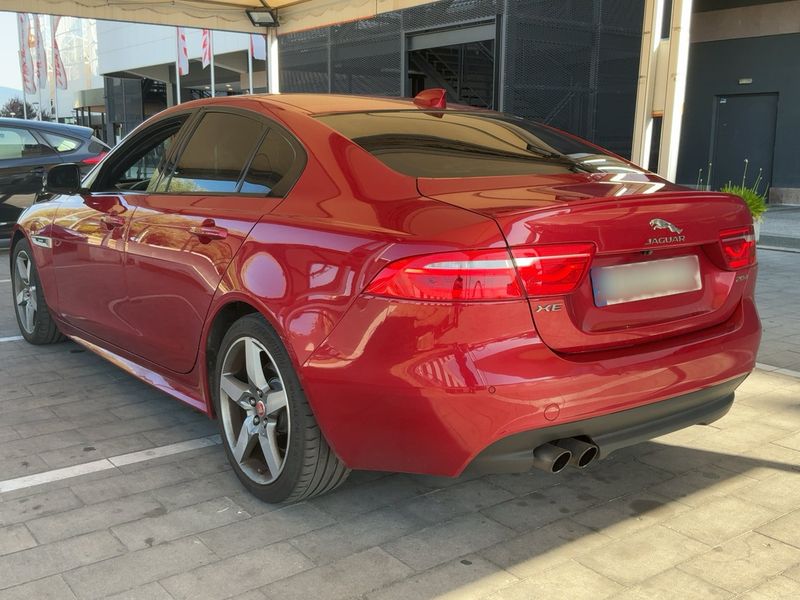 Jaguar XE 20d R-Sport — zdjęcie 3