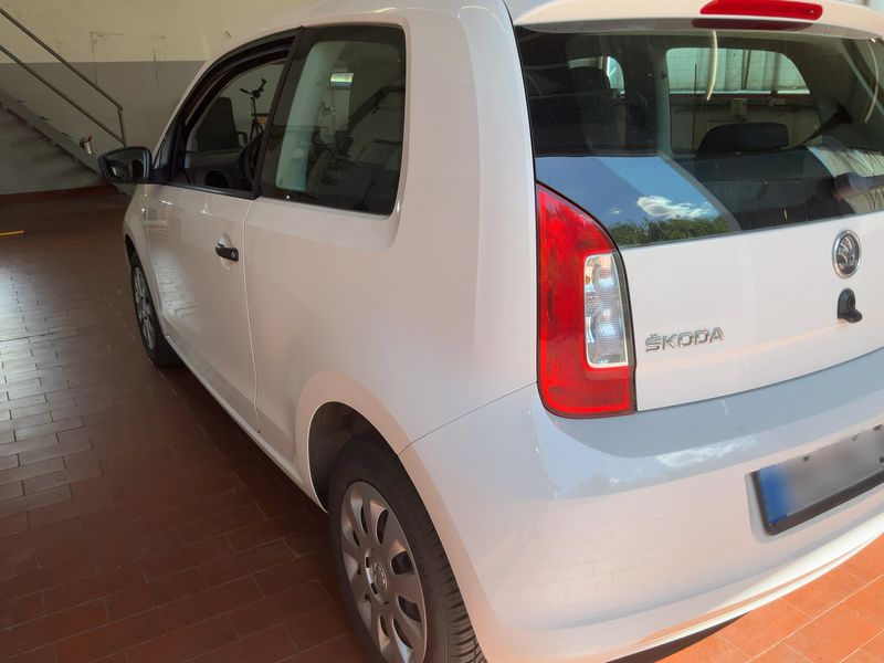 Skoda Citigo 1.0 MPI Active — zdjęcie 3
