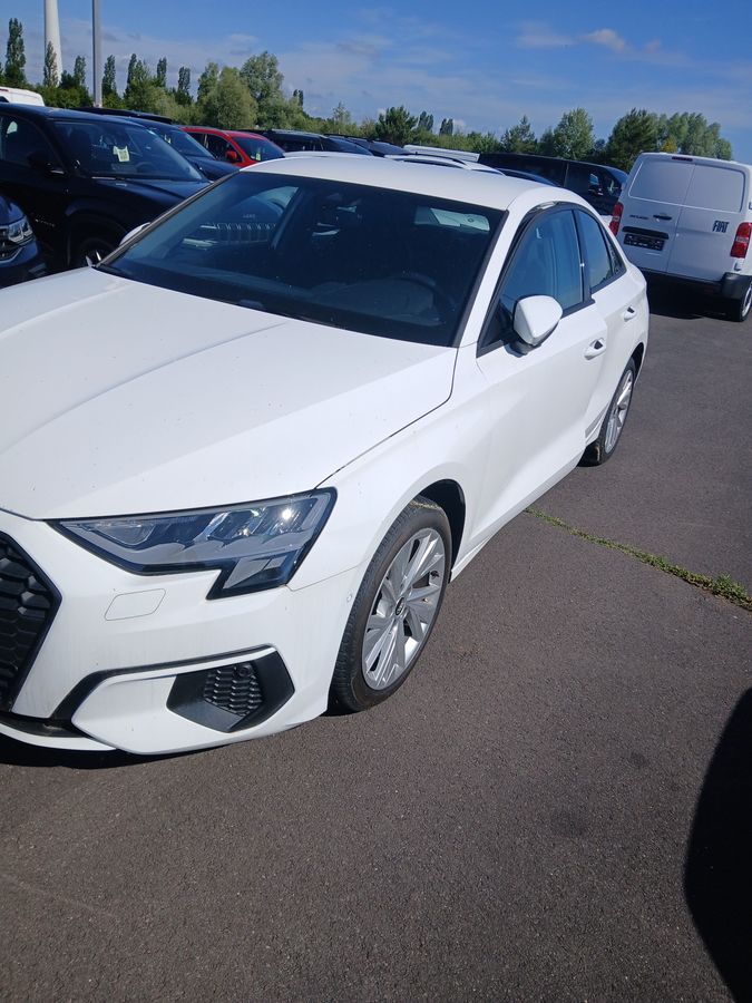 Audi A3 2020 — photo 1