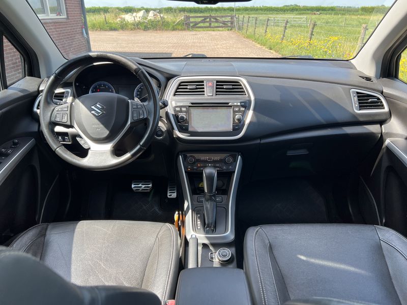 Suzuki SX4 S-Cross 1.4 BoosterJet Mild-Hybrid Comfort — zdjęcie 11