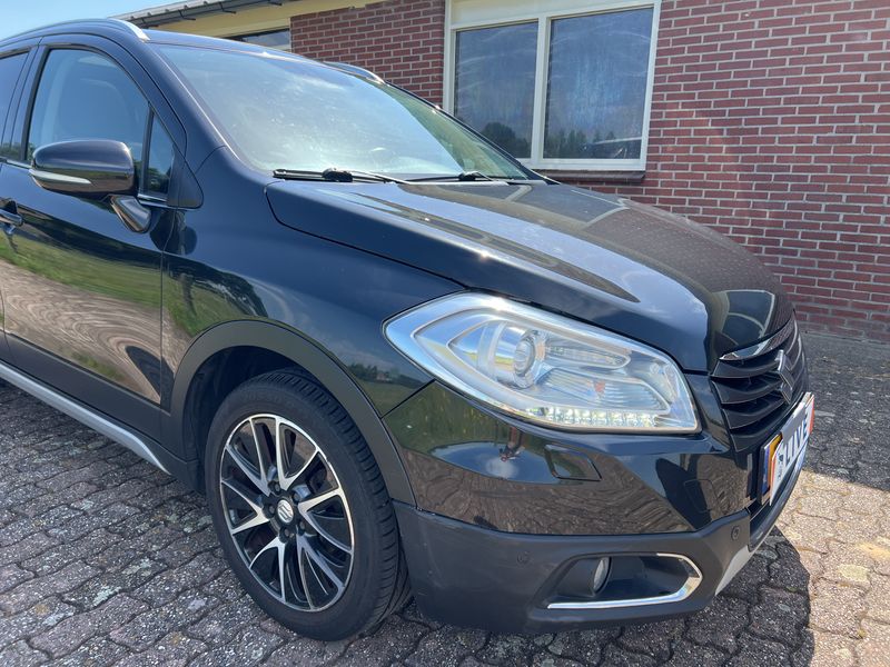 Suzuki SX4 S-Cross 1.4 BoosterJet Mild-Hybrid Comfort — zdjęcie 6