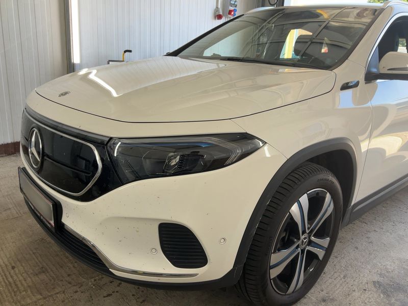 Mercedes-Benz EQA 250 Electric Art — zdjęcie 2