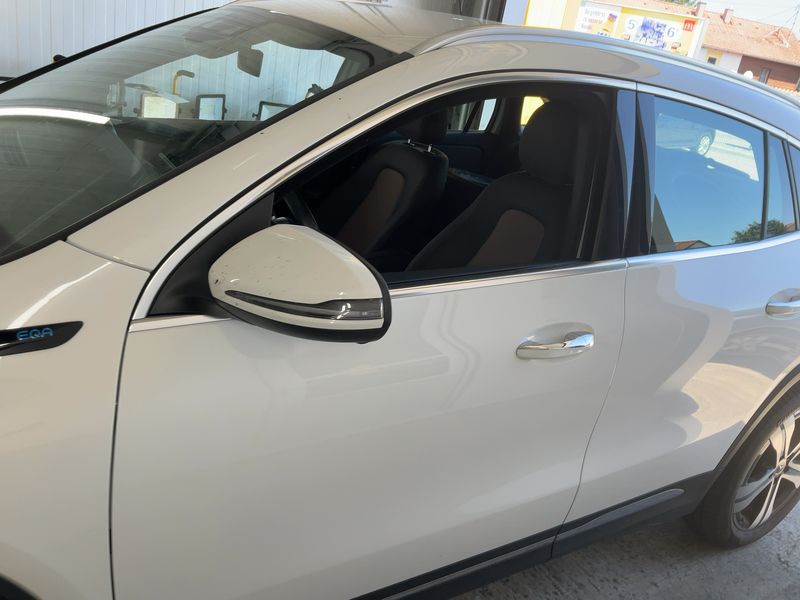 Mercedes-Benz EQA 250 Electric Art — zdjęcie 4