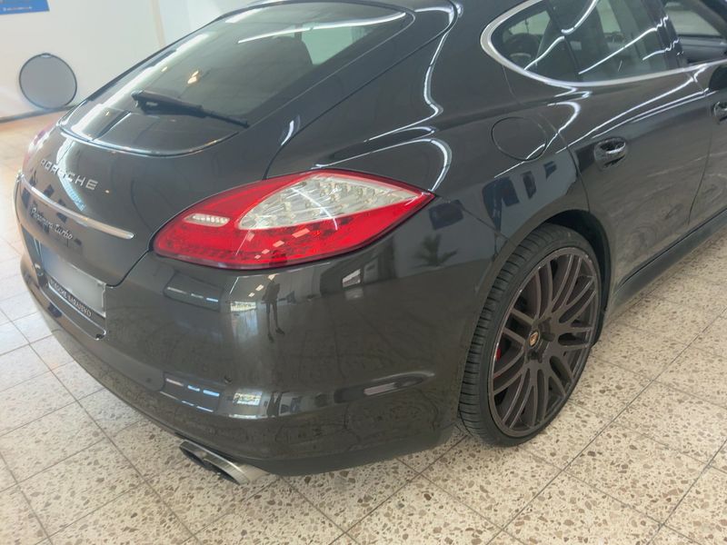 Porsche Panamera Turbo — zdjęcie 6