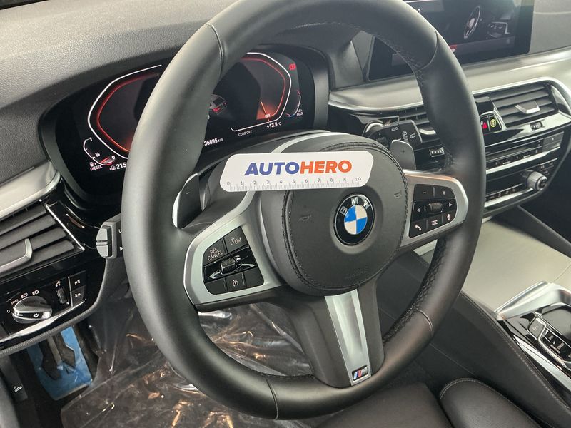 BMW 5er 520d xDrive M Sport 2020 – снимка 42