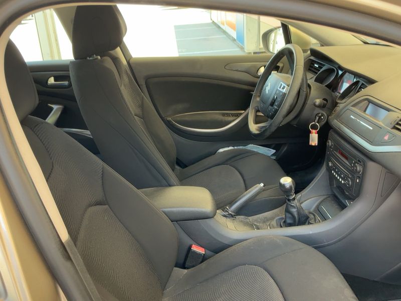 Citroen C5 2.0 HDi Business Class — zdjęcie 11