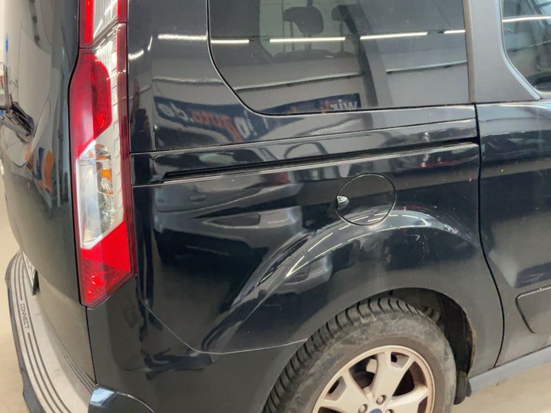 Ford Grand Tourneo Connect 1.6 TDCi Titanium — zdjęcie 6
