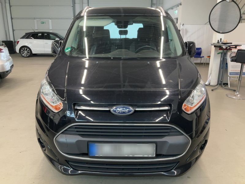 Ford Grand Tourneo Connect 1.6 TDCi Titanium — zdjęcie 9