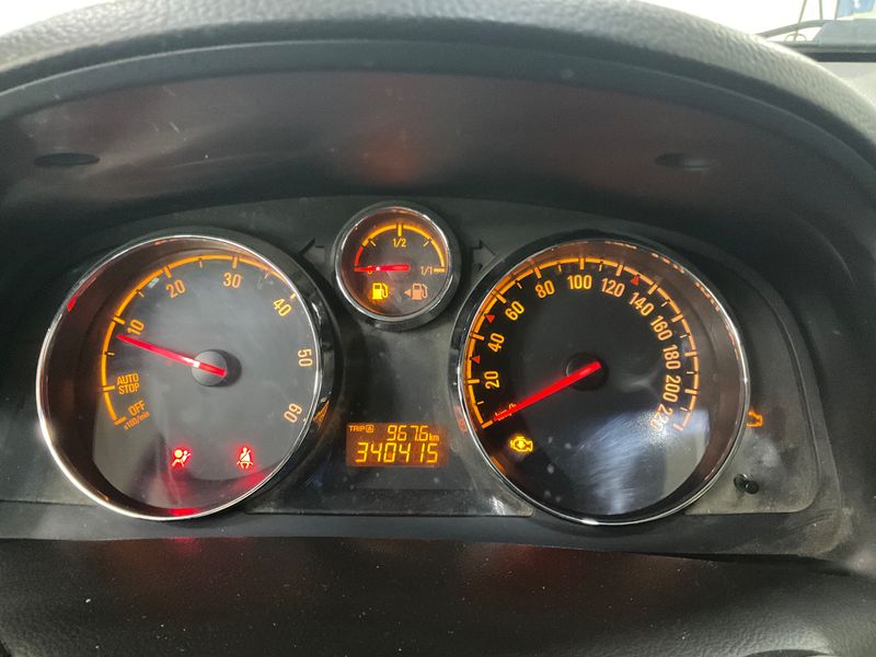 Opel Antara 2.2 CDTI Edition Pack 4x2 — zdjęcie 4