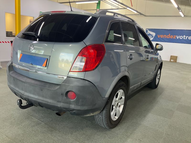 Opel Antara 2.2 CDTI Edition Pack 4x2 — zdjęcie 2
