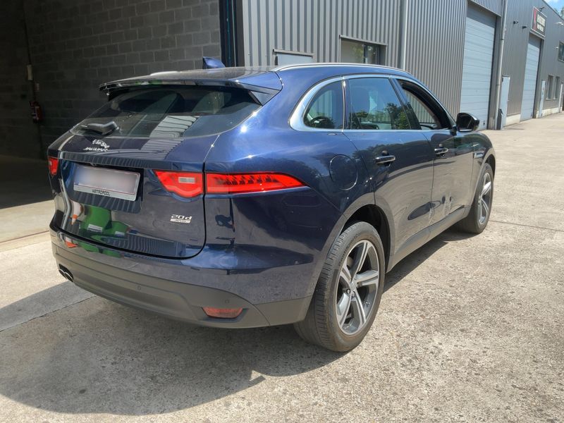 Jaguar F-Pace 20d Portfolio AWD — zdjęcie 6