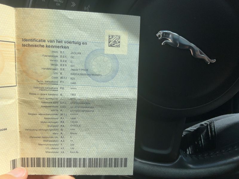 Jaguar F-Pace 20d Portfolio AWD — zdjęcie 15