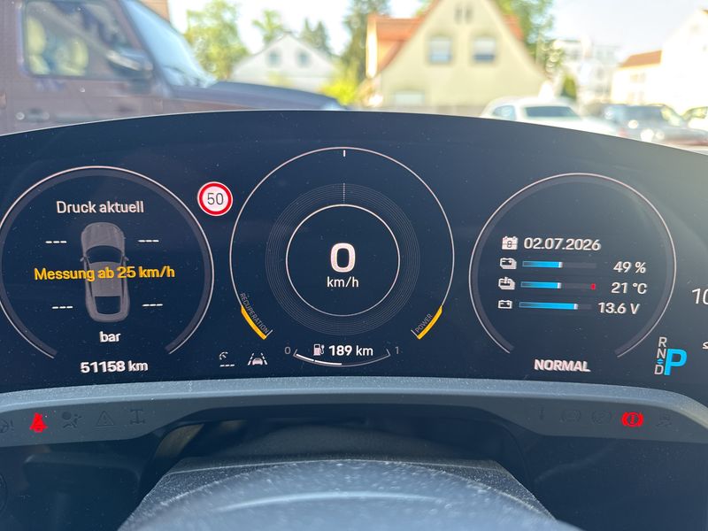 Porsche Taycan Basis — zdjęcie 12