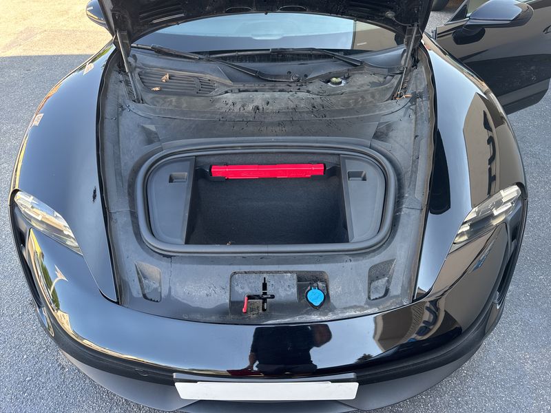 Porsche Taycan Basis — zdjęcie 8