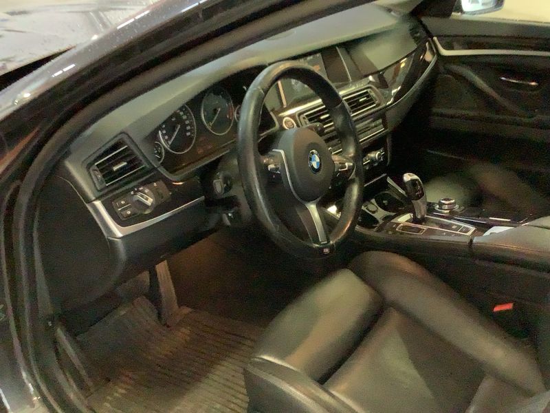 BMW 5er 520d xDrive — zdjęcie 11