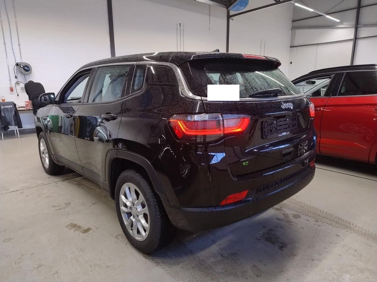 Jeep Compass 1.5 GSE T4 e-Hybrid Altitude