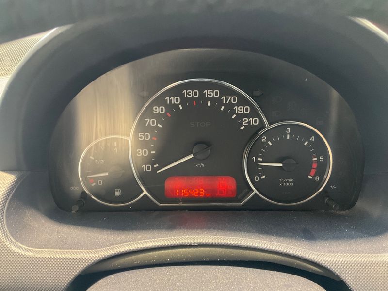 Peugeot 1007 1.4 HDi Sporty — zdjęcie 4