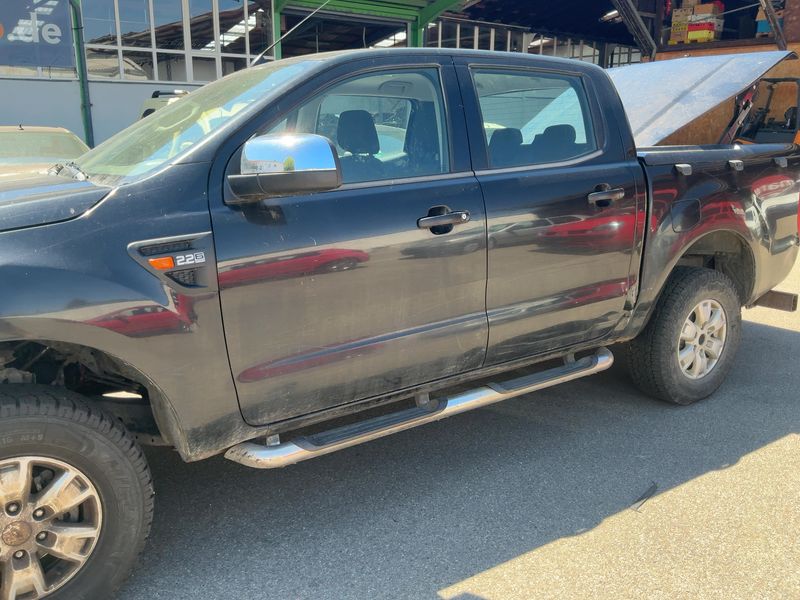 Ford Ranger 2.2 TDCi Doppelkabine 4x4 XLT — zdjęcie 4