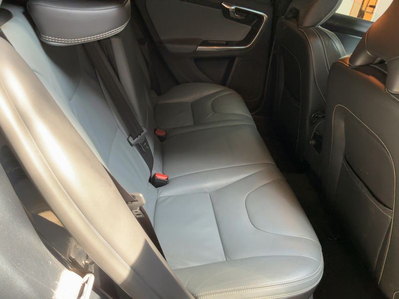 Volvo V60 2.4 D6 Plug-in Hybrid Summum AWD 2014 – снимка 20