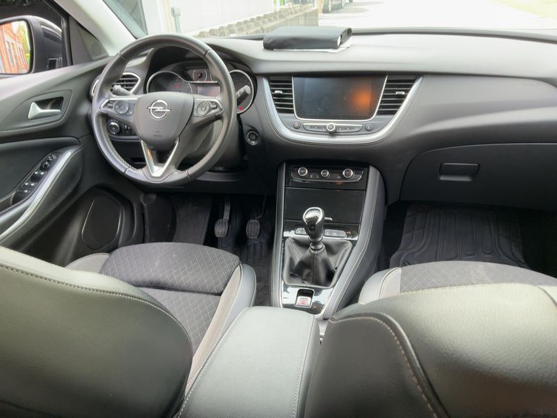 Opel Grandland X 1.2 Turbo Business INNOVATION — zdjęcie 12