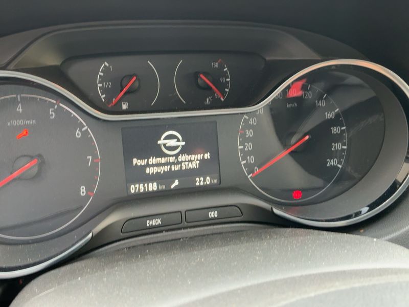 Opel Grandland X 1.2 Turbo Business INNOVATION — zdjęcie 13
