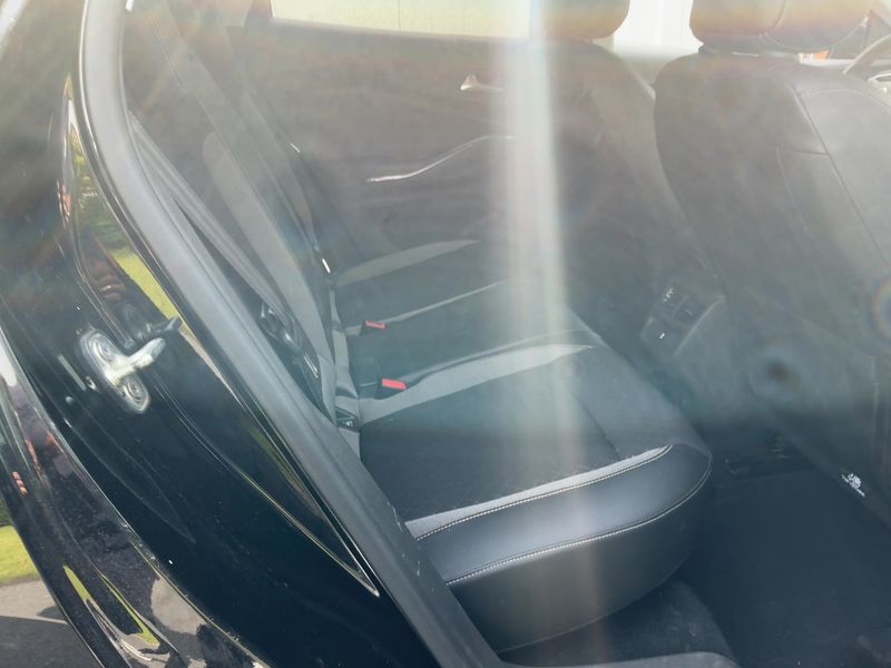 Opel Grandland X 1.2 Turbo Business INNOVATION — zdjęcie 14