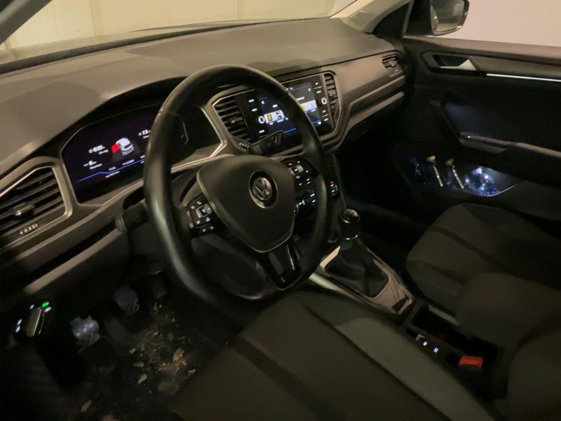 Volkswagen T-Roc 1.6 TDI Style 2018 – снимка 17