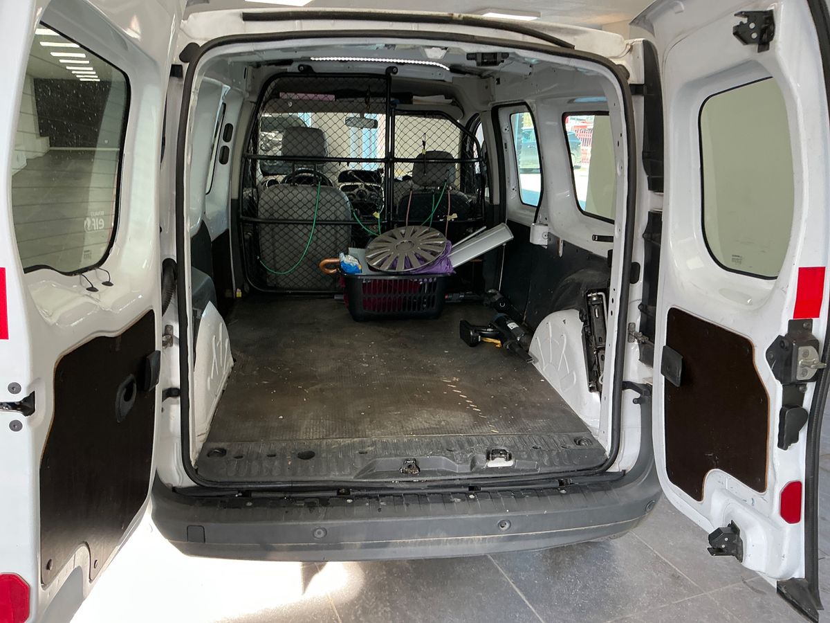 Renault Kangoo 2016 — photo 28